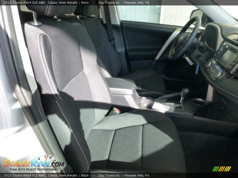 2013 Toyota RAV4 XLE AWD Classic Silver Metallic / Black Photo #9
