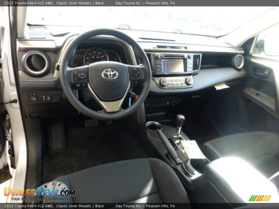 2013 Toyota RAV4 XLE AWD Classic Silver Metallic / Black Photo #15