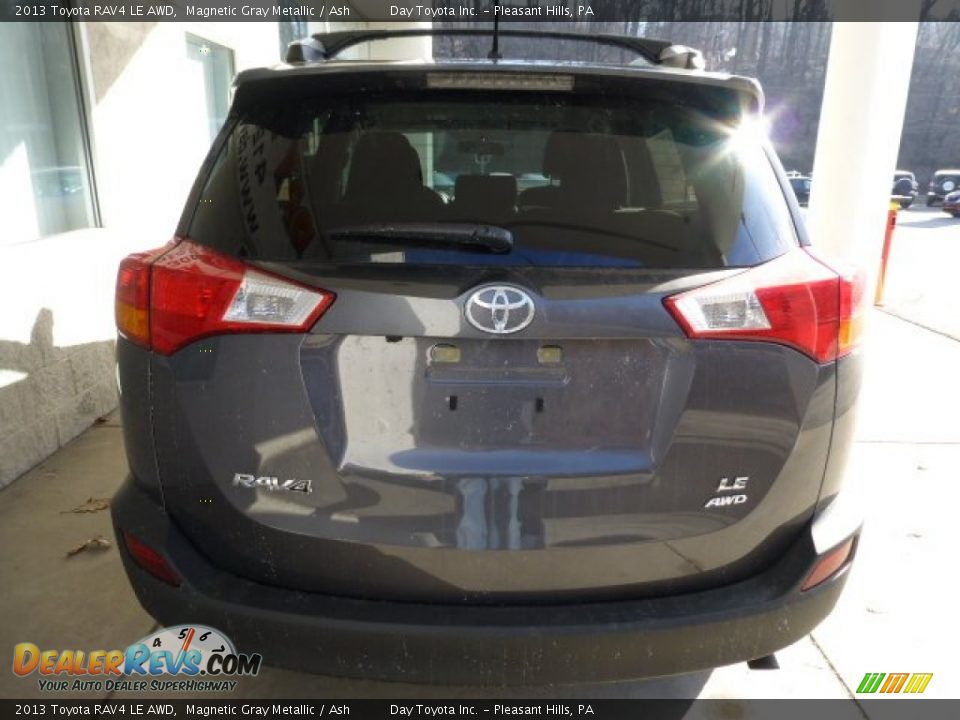 2013 Toyota RAV4 LE AWD Magnetic Gray Metallic / Ash Photo #3