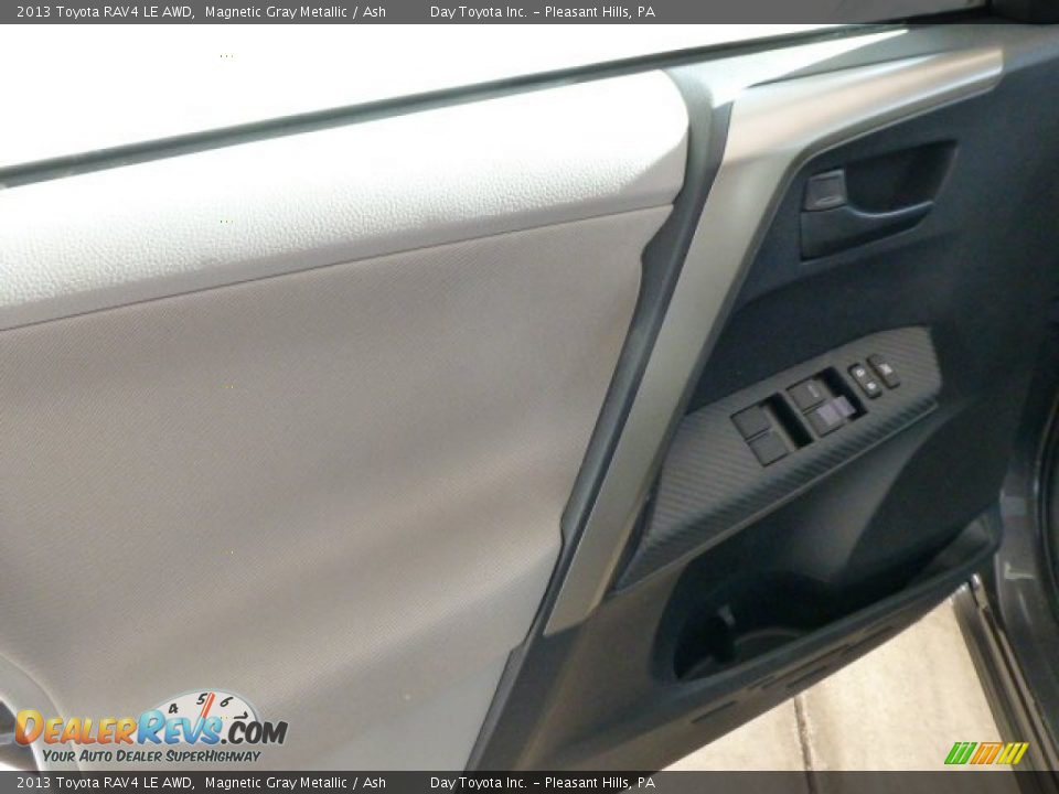 2013 Toyota RAV4 LE AWD Magnetic Gray Metallic / Ash Photo #16