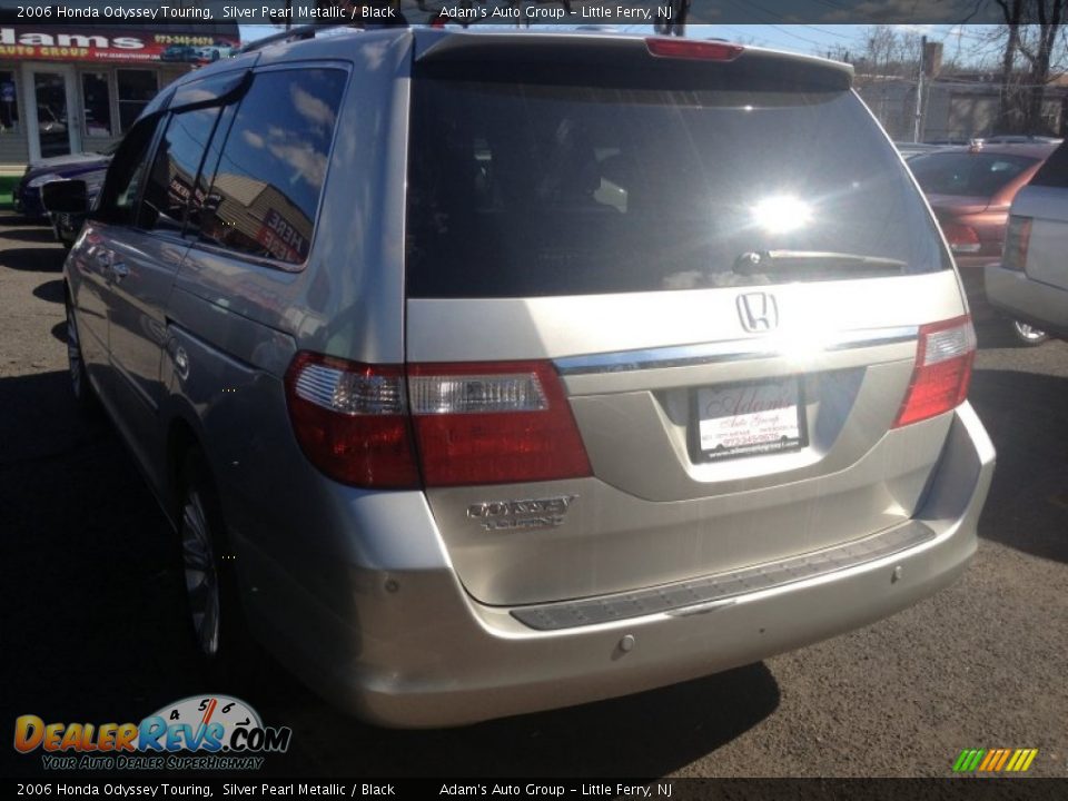 2006 Honda Odyssey Touring Silver Pearl Metallic / Black Photo #6