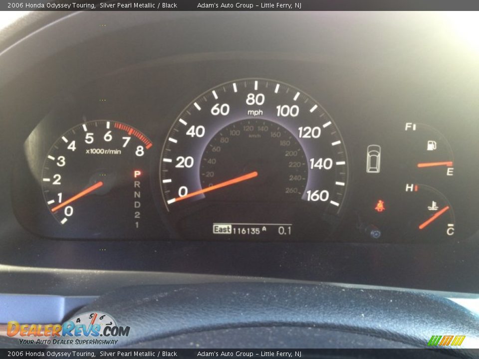 2006 Honda Odyssey Touring Silver Pearl Metallic / Black Photo #11
