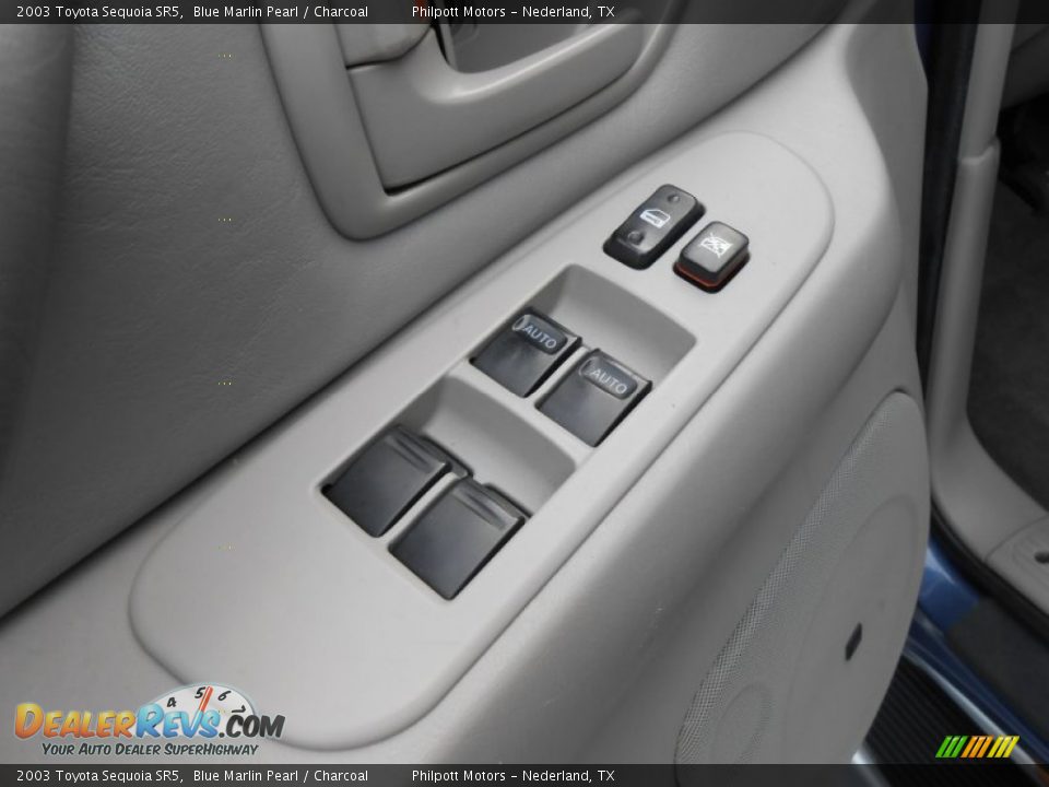 2003 Toyota Sequoia SR5 Blue Marlin Pearl / Charcoal Photo #35