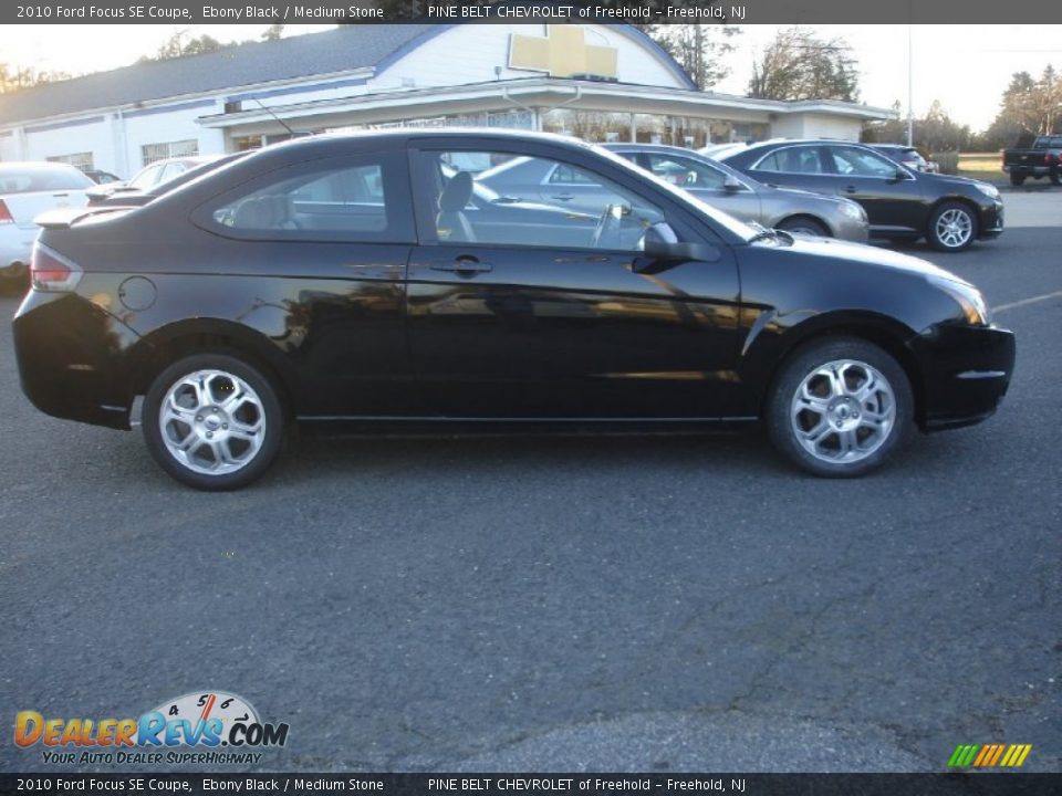 2010 Ford Focus SE Coupe Ebony Black / Medium Stone Photo #4