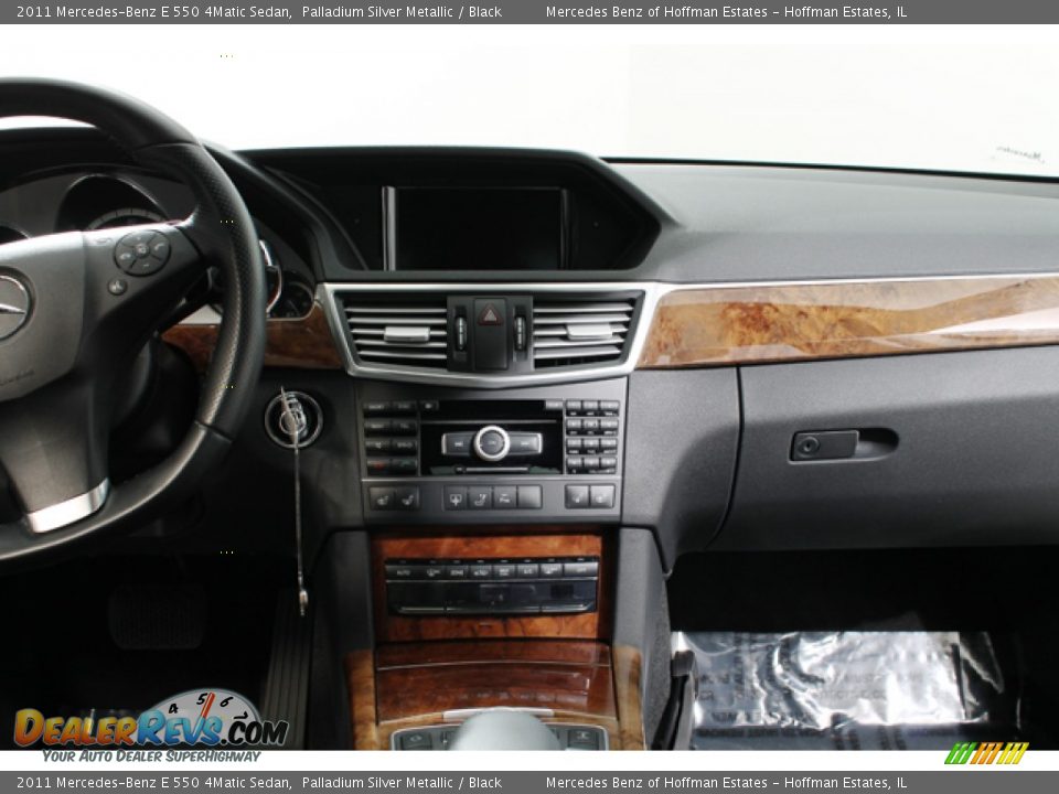 2011 Mercedes-Benz E 550 4Matic Sedan Palladium Silver Metallic / Black Photo #9
