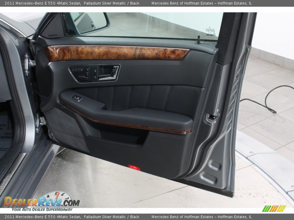 2011 Mercedes-Benz E 550 4Matic Sedan Palladium Silver Metallic / Black Photo #13