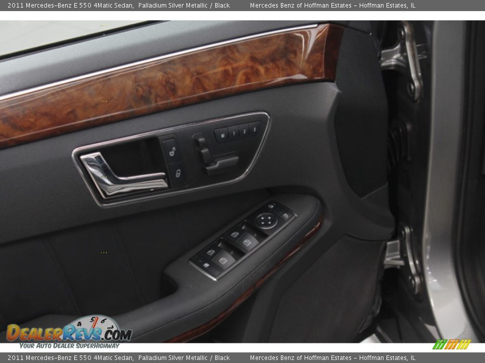 2011 Mercedes-Benz E 550 4Matic Sedan Palladium Silver Metallic / Black Photo #17