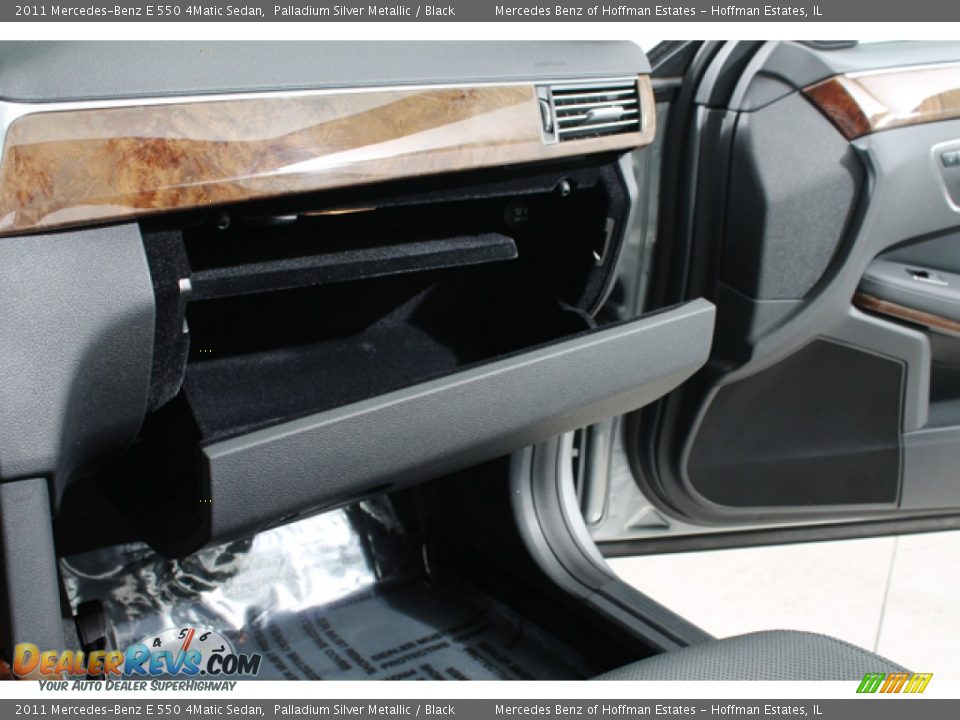 2011 Mercedes-Benz E 550 4Matic Sedan Palladium Silver Metallic / Black Photo #20