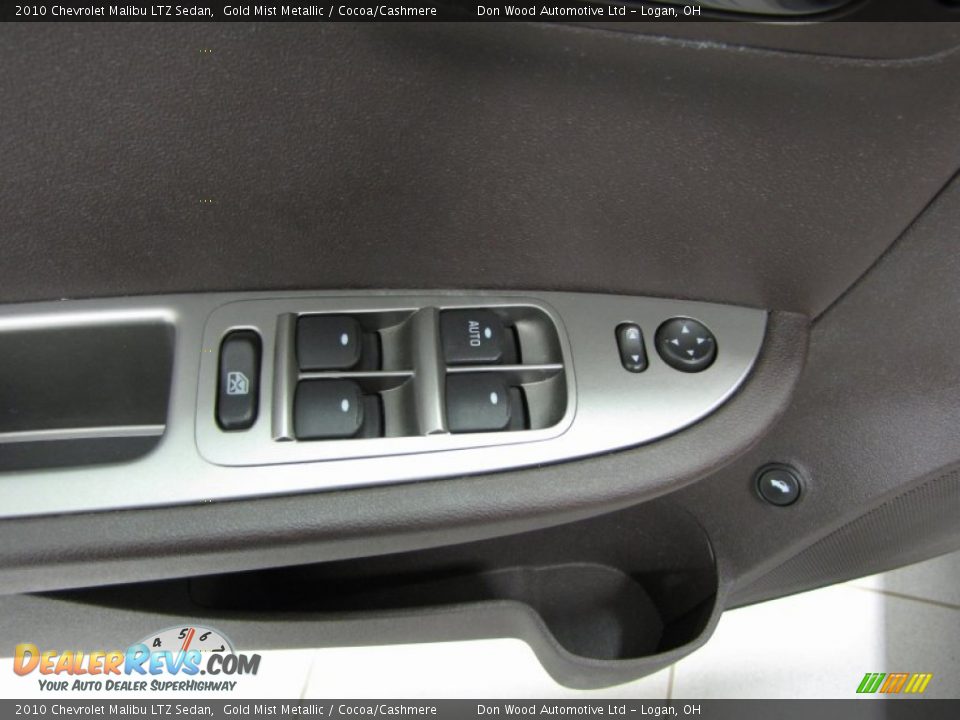 2010 Chevrolet Malibu LTZ Sedan Gold Mist Metallic / Cocoa/Cashmere Photo #10