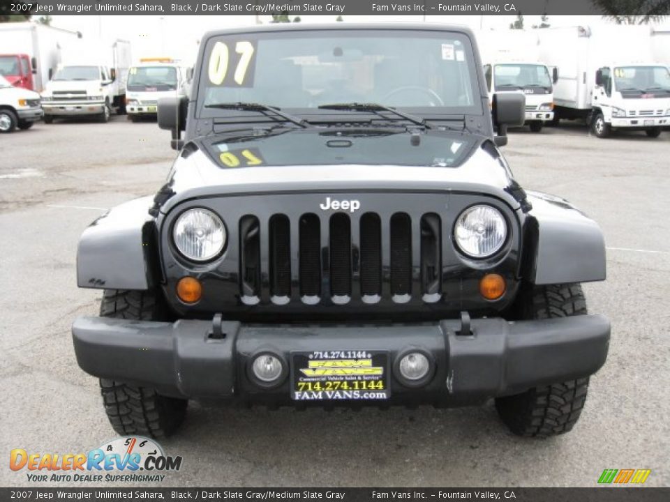 2007 Jeep Wrangler Unlimited Sahara Black / Dark Slate Gray/Medium Slate Gray Photo #2