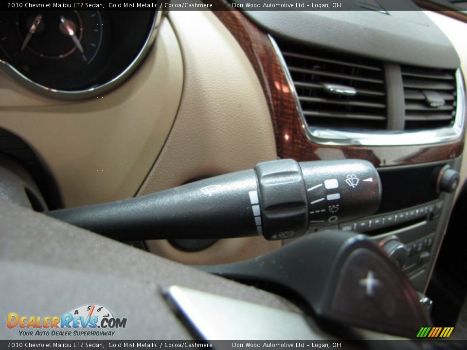 2010 Chevrolet Malibu LTZ Sedan Gold Mist Metallic / Cocoa/Cashmere Photo #18