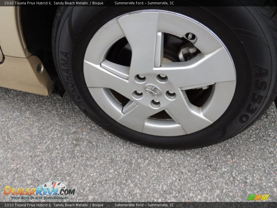 2010 Toyota Prius Hybrid II Sandy Beach Metallic / Bisque Photo #16
