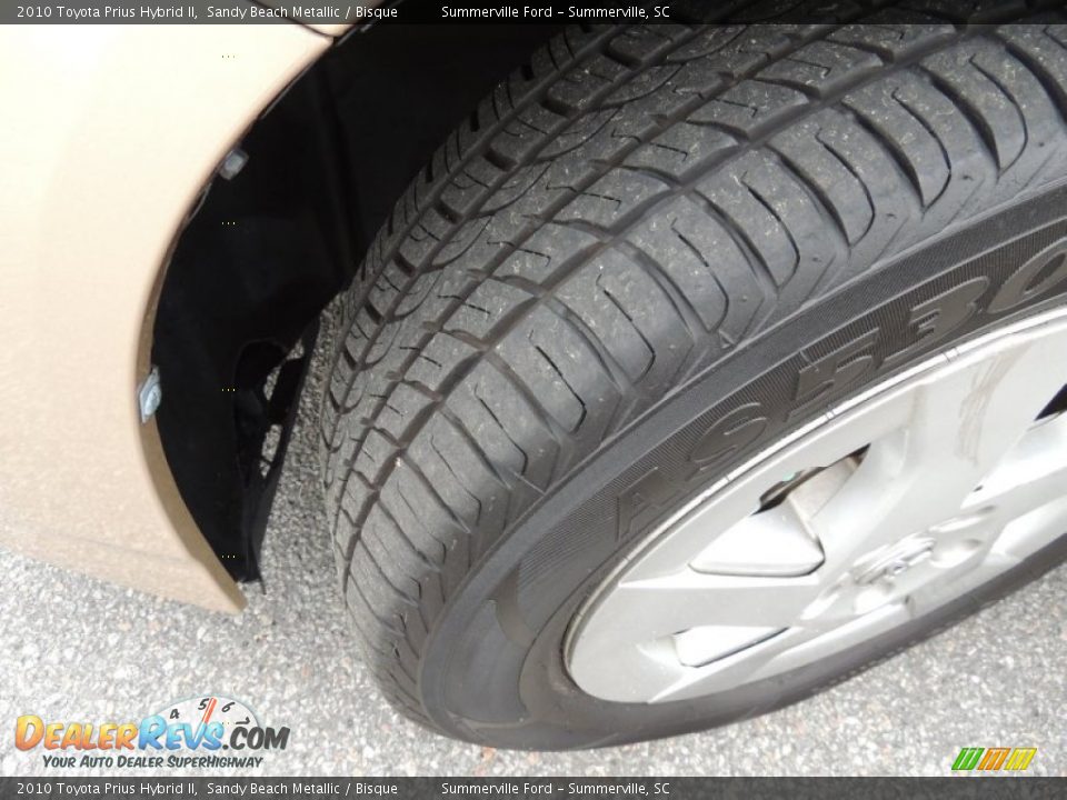 2010 Toyota Prius Hybrid II Sandy Beach Metallic / Bisque Photo #17