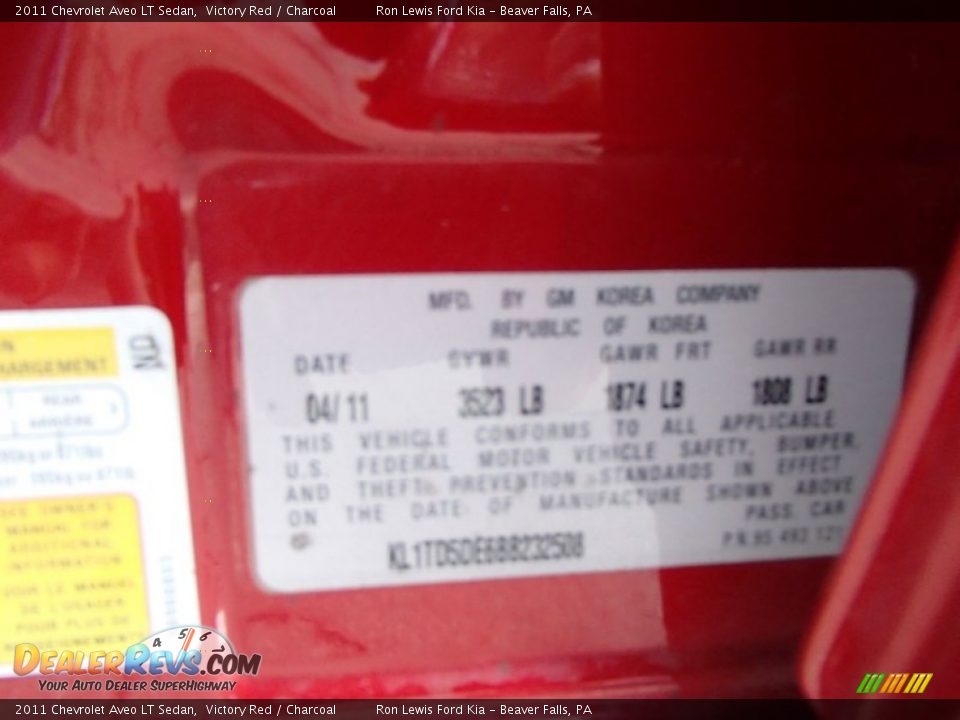 2011 Chevrolet Aveo LT Sedan Victory Red / Charcoal Photo #20