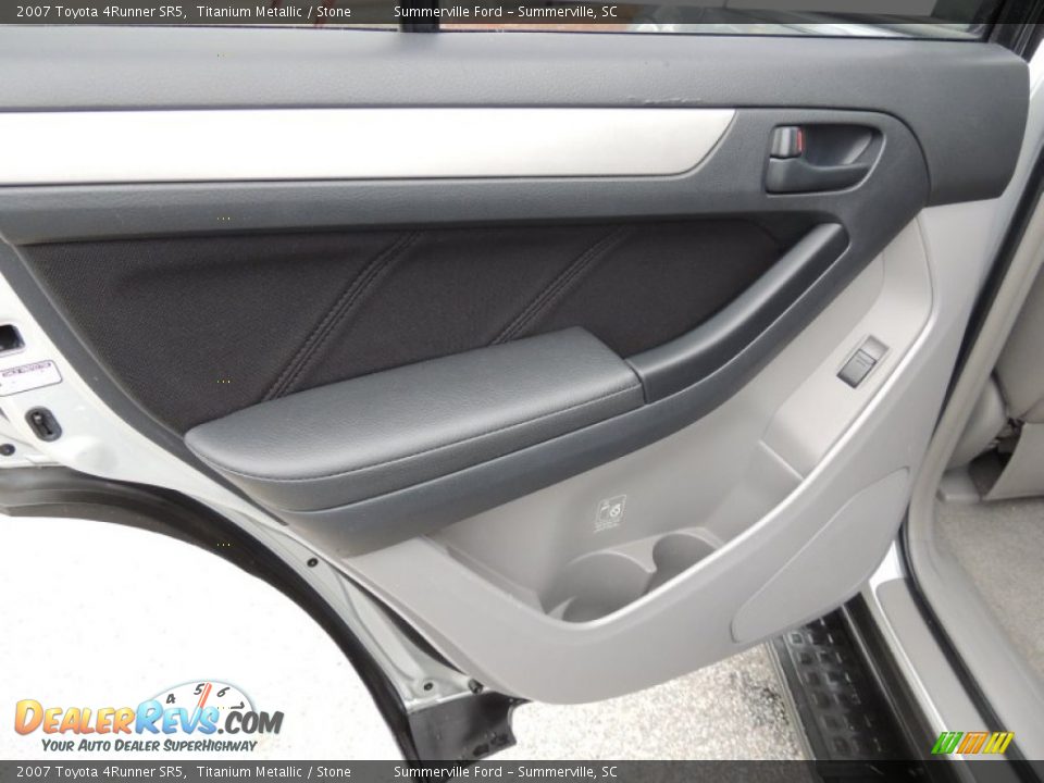 2007 Toyota 4Runner SR5 Titanium Metallic / Stone Photo #7
