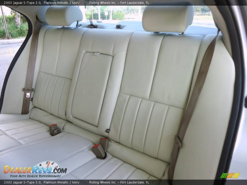 Rear Seat of 2003 Jaguar S-Type 3.0 Photo #24