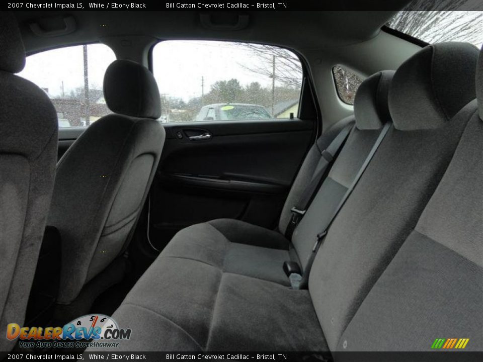 2007 Chevrolet Impala LS White / Ebony Black Photo #9