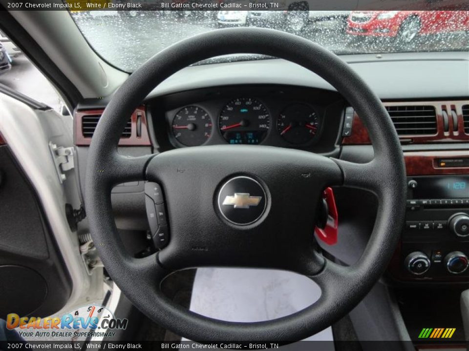 2007 Chevrolet Impala LS White / Ebony Black Photo #11