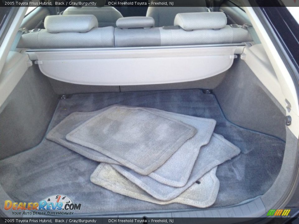 2005 Toyota Prius Hybrid Black / Gray/Burgundy Photo #17