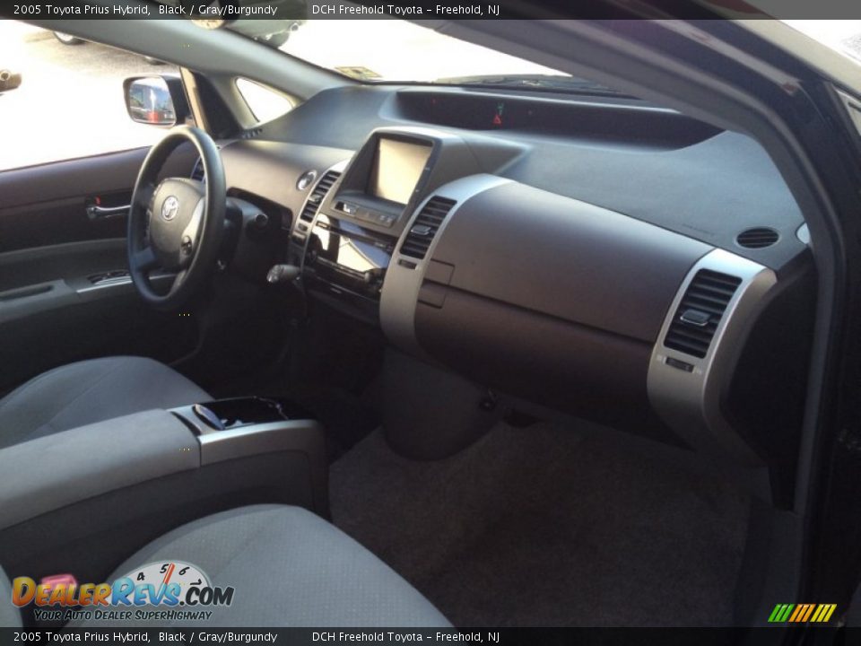 2005 Toyota Prius Hybrid Black / Gray/Burgundy Photo #21