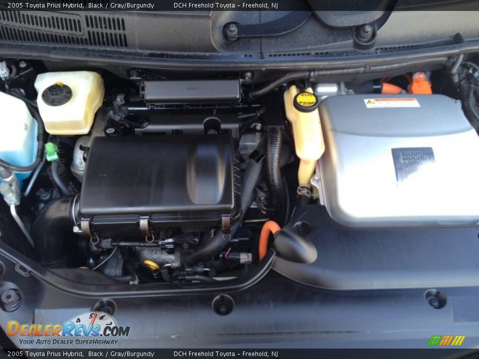 2005 Toyota Prius Hybrid Black / Gray/Burgundy Photo #25