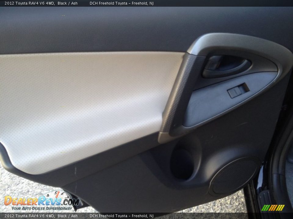 2012 Toyota RAV4 V6 4WD Black / Ash Photo #9