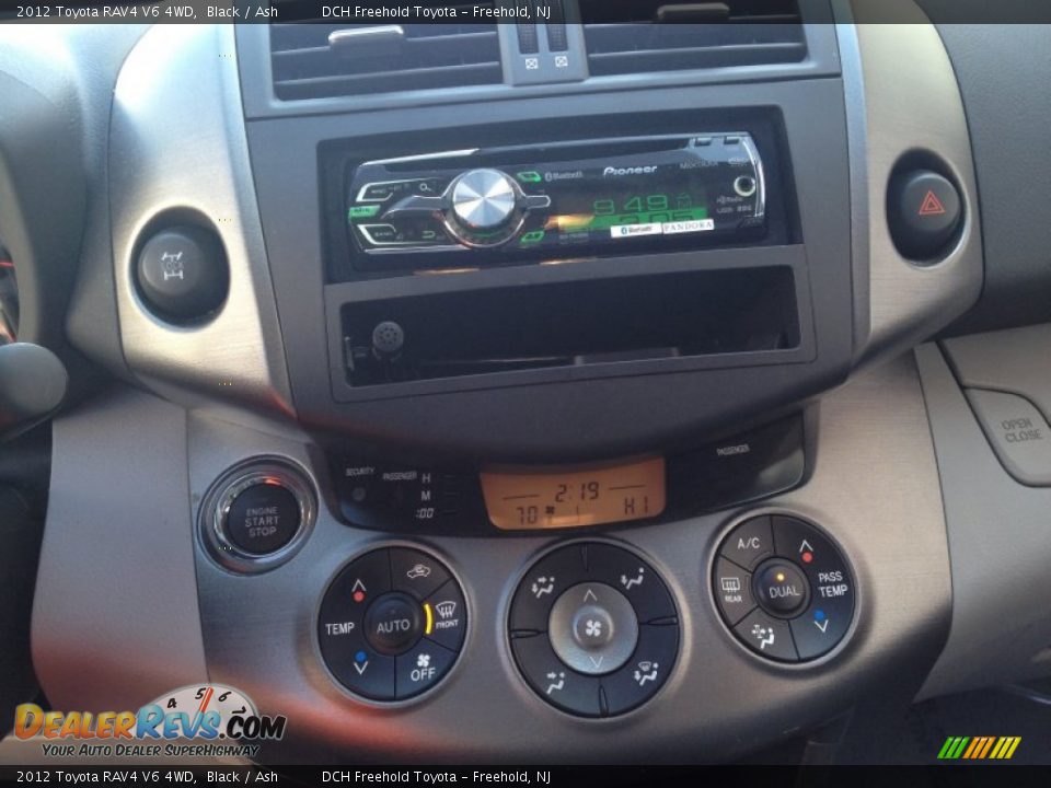 2012 Toyota RAV4 V6 4WD Black / Ash Photo #20