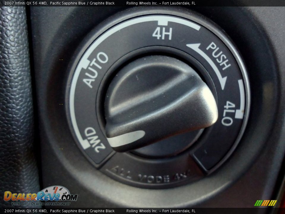 Controls of 2007 Infiniti QX 56 4WD Photo #12