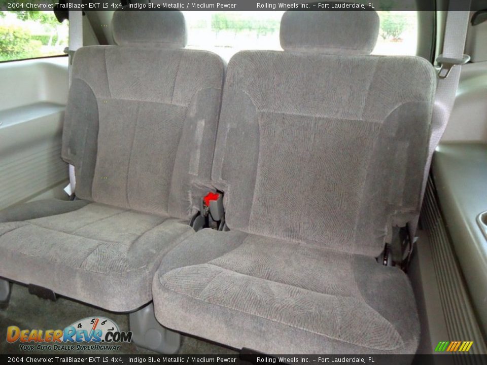 2004 Chevrolet TrailBlazer EXT LS 4x4 Indigo Blue Metallic / Medium Pewter Photo #16