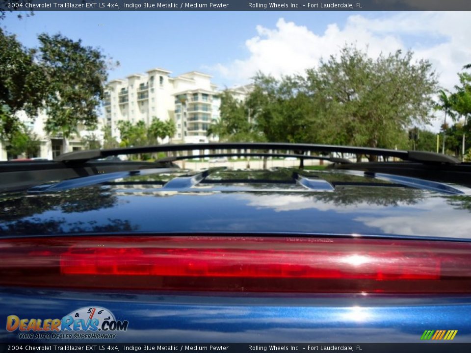 2004 Chevrolet TrailBlazer EXT LS 4x4 Indigo Blue Metallic / Medium Pewter Photo #17