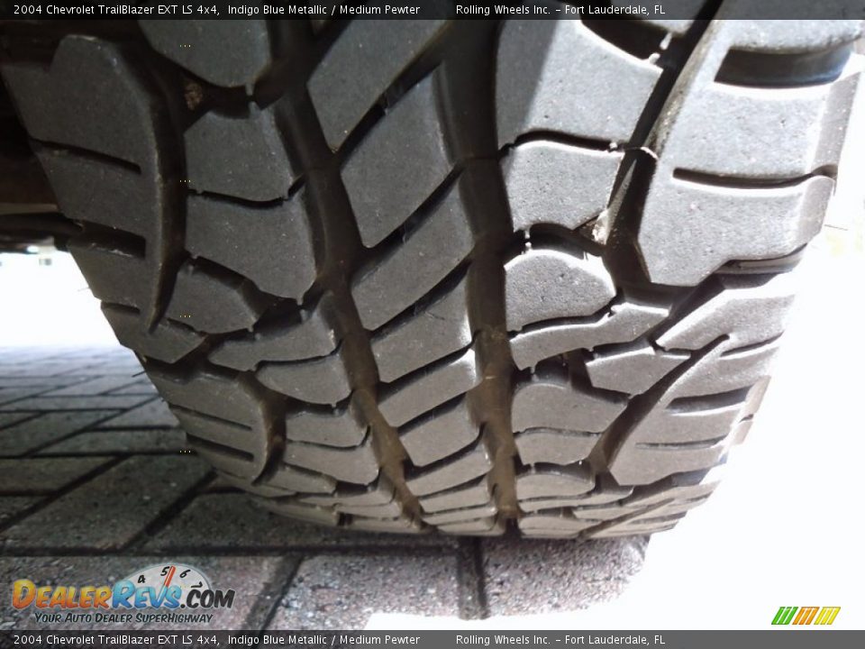 2004 Chevrolet TrailBlazer EXT LS 4x4 Indigo Blue Metallic / Medium Pewter Photo #23