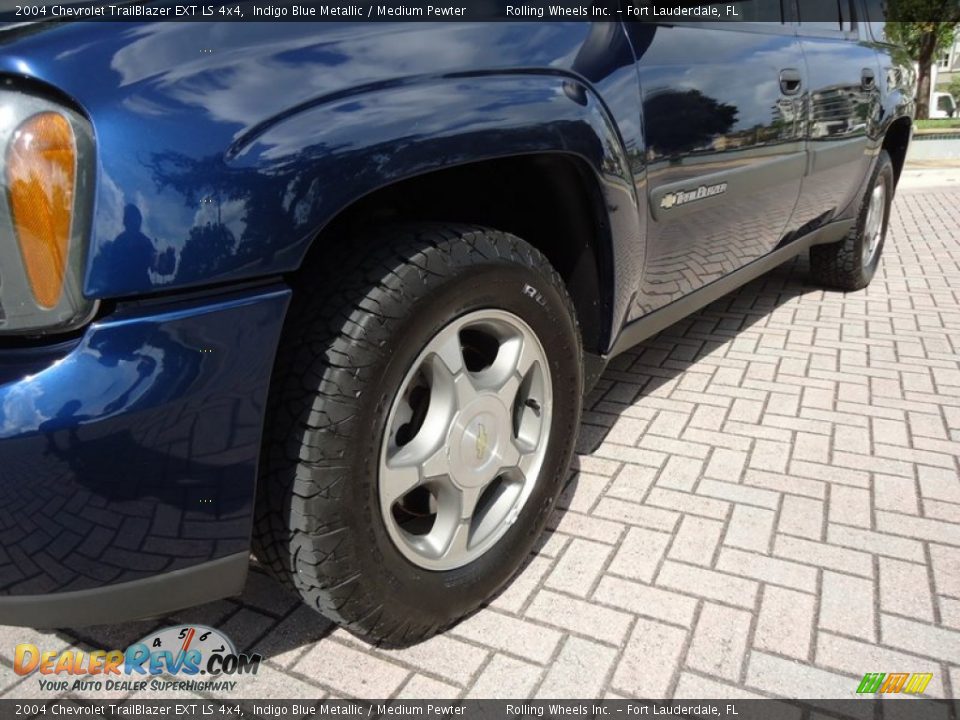 2004 Chevrolet TrailBlazer EXT LS 4x4 Indigo Blue Metallic / Medium Pewter Photo #25
