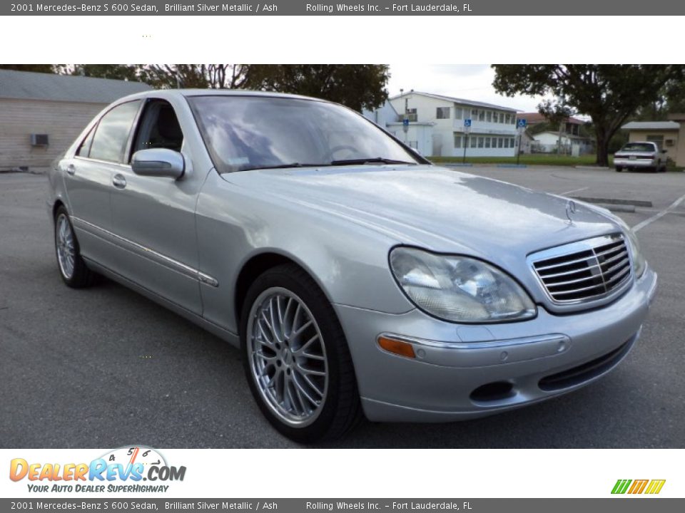 Front 3/4 View of 2001 Mercedes-Benz S 600 Sedan Photo #6