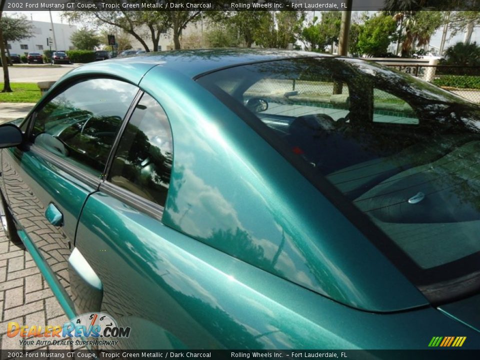 2002 Ford Mustang GT Coupe Tropic Green Metallic / Dark Charcoal Photo #25