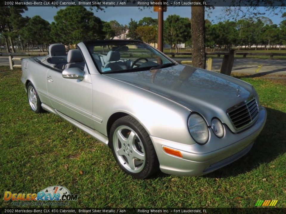 Front 3/4 View of 2002 Mercedes-Benz CLK 430 Cabriolet Photo #3
