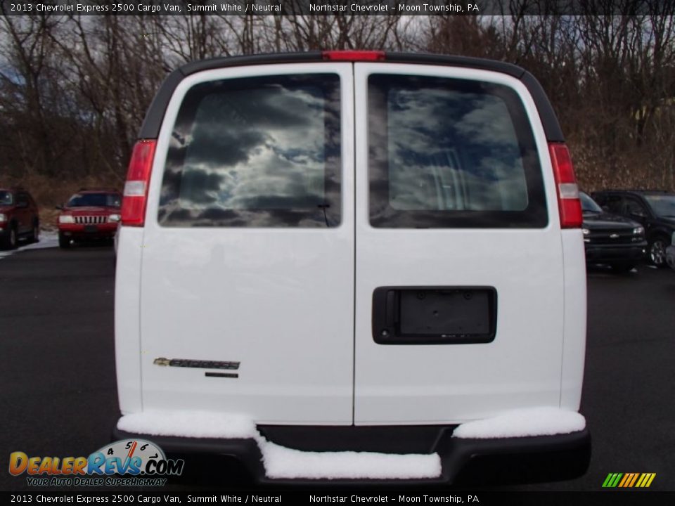 2013 Chevrolet Express 2500 Cargo Van Summit White / Neutral Photo #7
