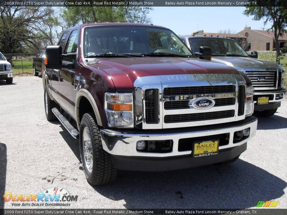 2009 Ford F250 Super Duty Lariat Crew Cab 4x4 Royal Red Metallic / Medium Stone Photo #3