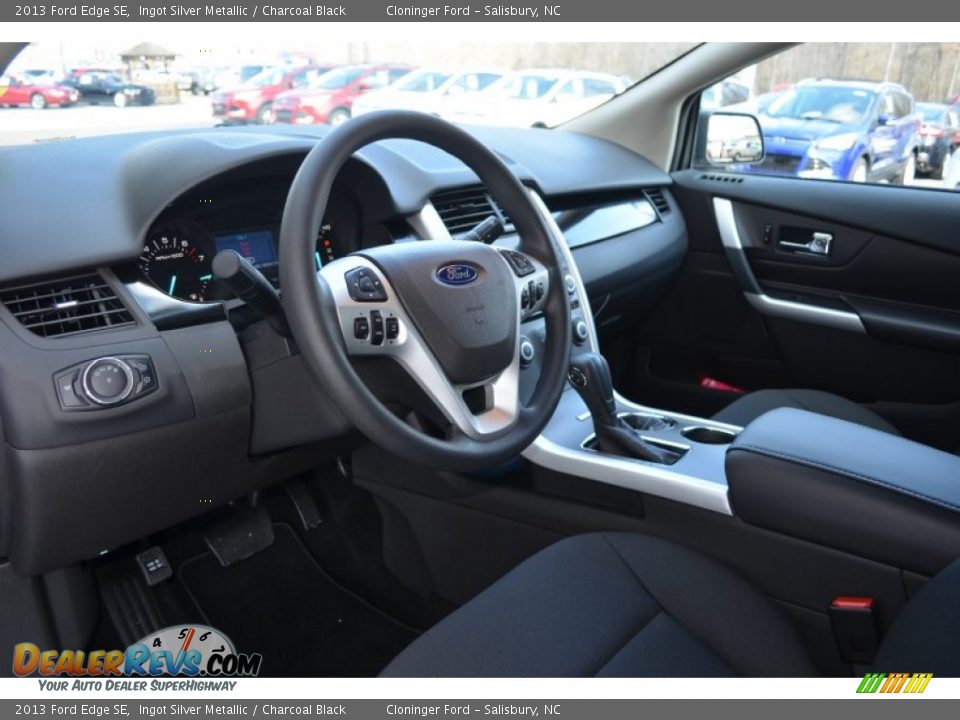 Charcoal Black Interior - 2013 Ford Edge SE Photo #11