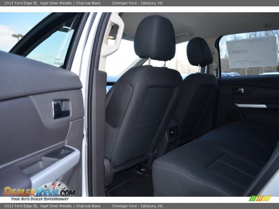 2013 Ford Edge SE Ingot Silver Metallic / Charcoal Black Photo #12