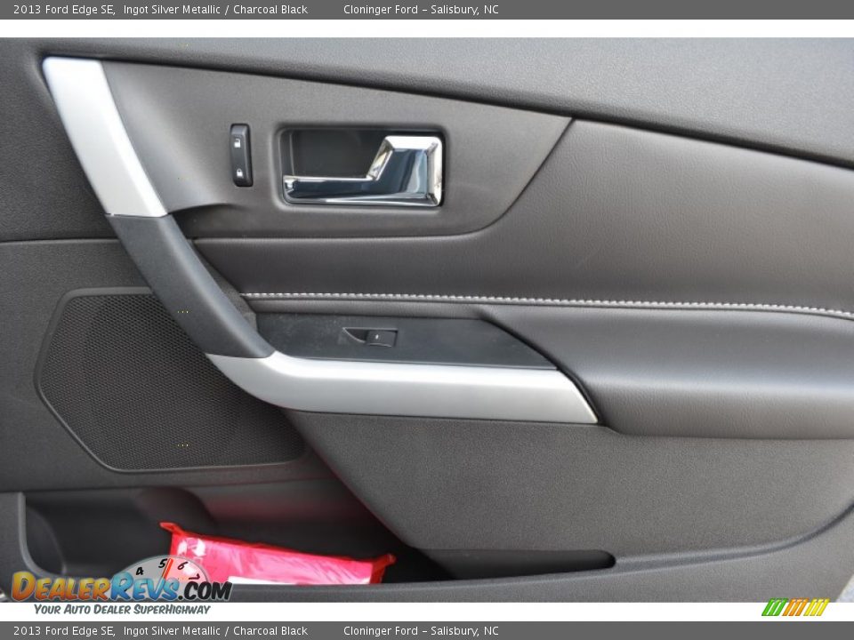 2013 Ford Edge SE Ingot Silver Metallic / Charcoal Black Photo #17