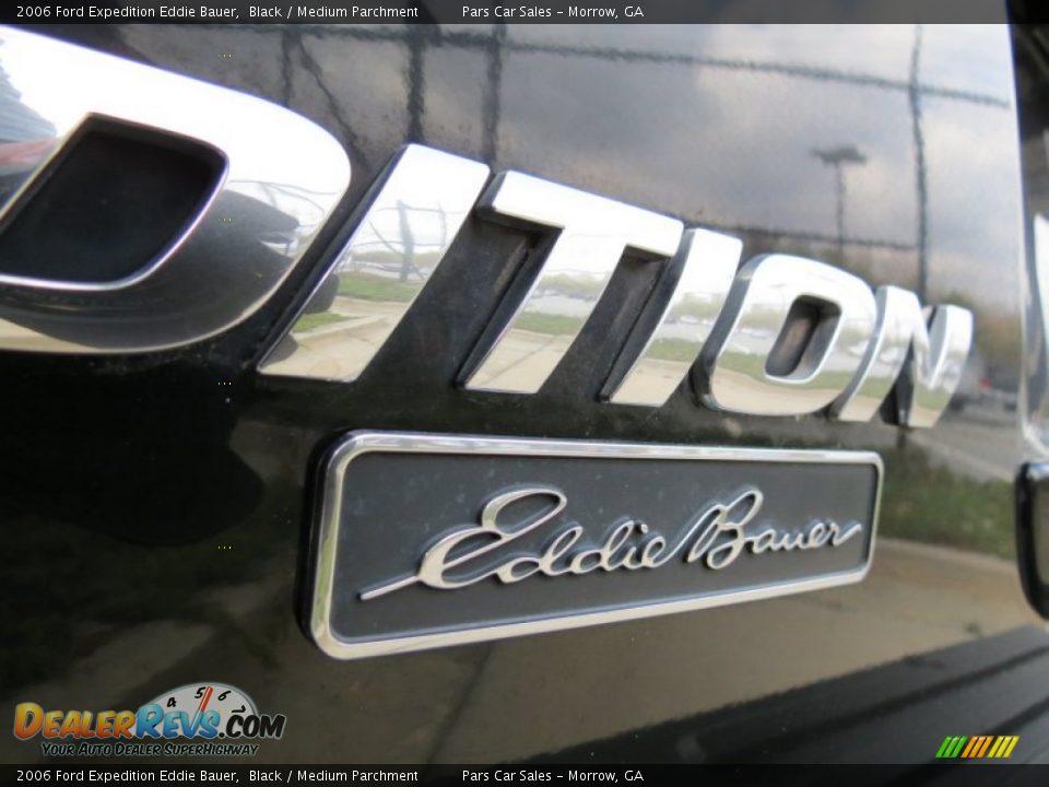 2006 Ford Expedition Eddie Bauer Black / Medium Parchment Photo #11
