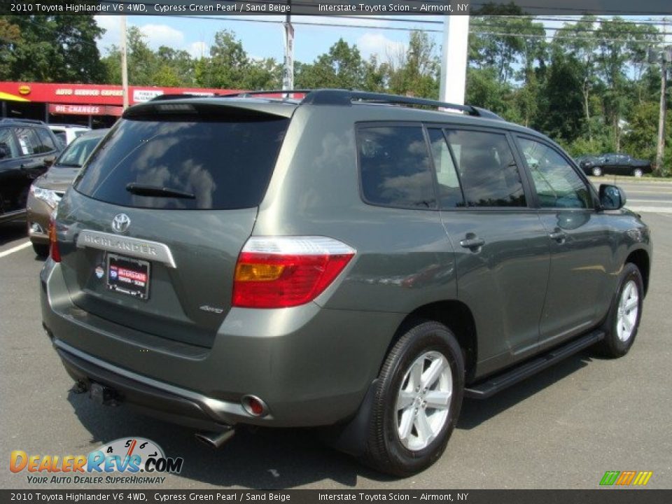 2010 Toyota Highlander V6 4WD Cypress Green Pearl / Sand Beige Photo #4