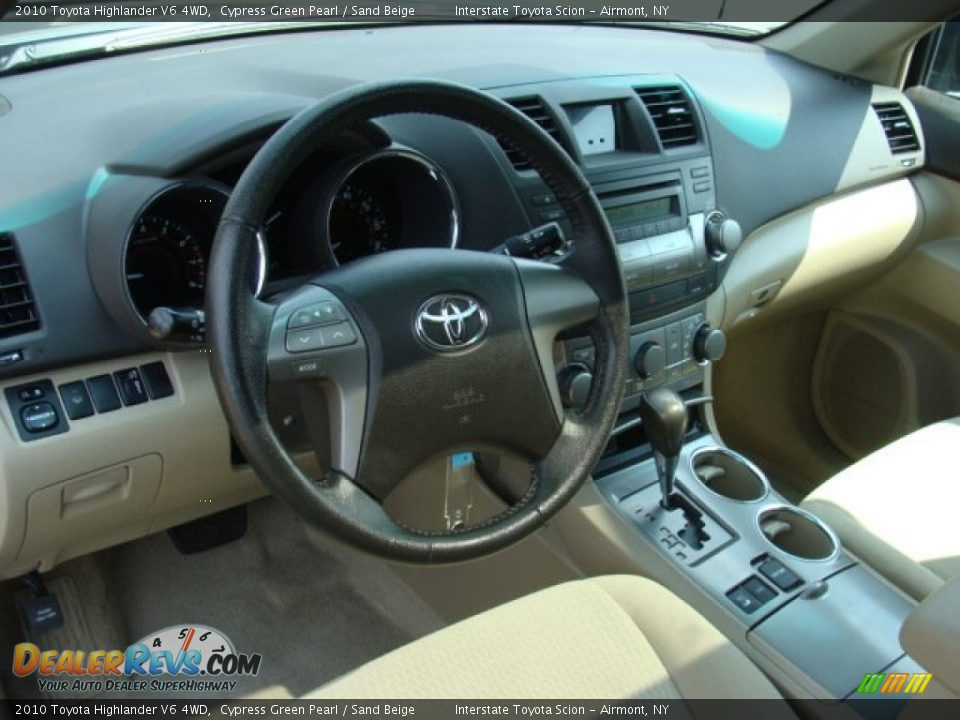 2010 Toyota Highlander V6 4WD Cypress Green Pearl / Sand Beige Photo #10