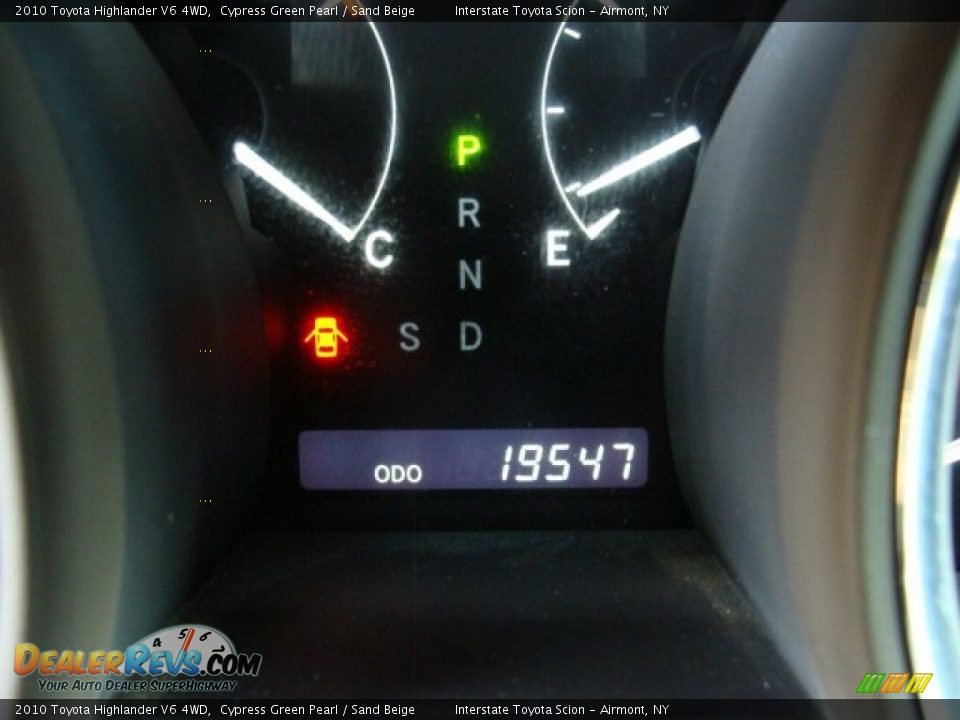 2010 Toyota Highlander V6 4WD Cypress Green Pearl / Sand Beige Photo #15