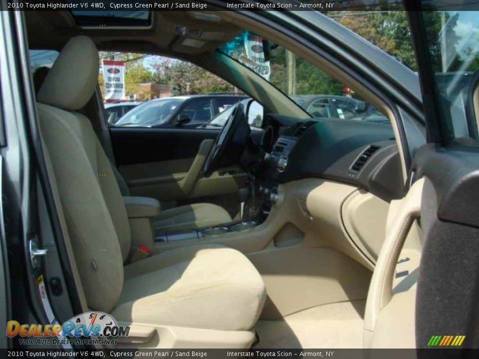 2010 Toyota Highlander V6 4WD Cypress Green Pearl / Sand Beige Photo #24