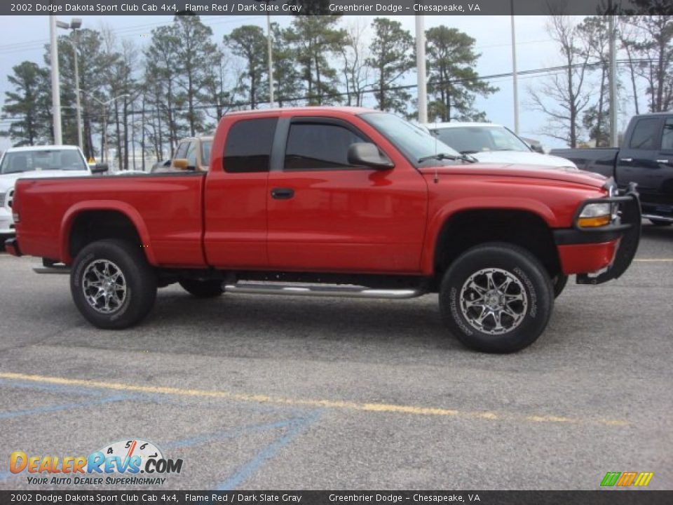 2002 Dodge Dakota Sport Club Cab 4x4 Flame Red / Dark Slate Gray Photo #6