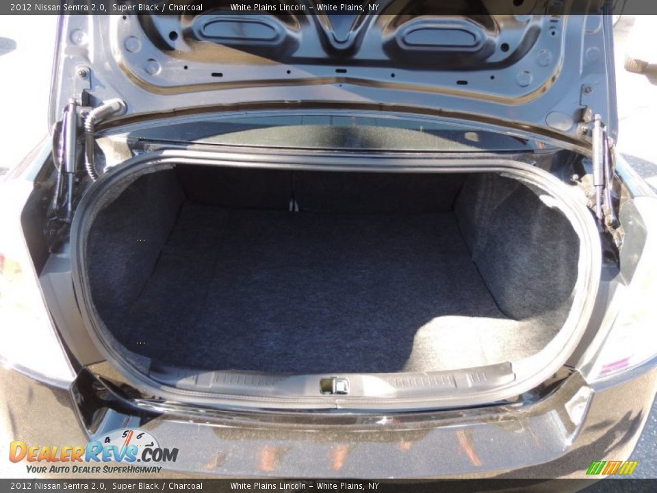 2012 Nissan Sentra 2.0 Super Black / Charcoal Photo #22