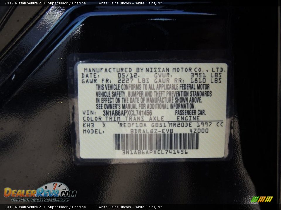 2012 Nissan Sentra 2.0 Super Black / Charcoal Photo #23