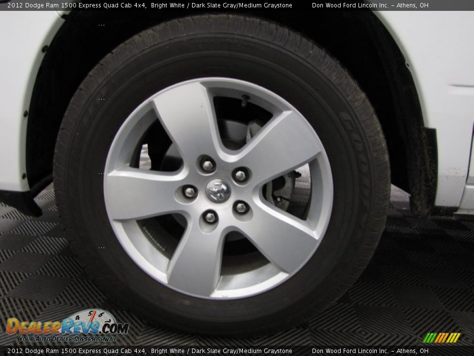 2012 Dodge Ram 1500 Express Quad Cab 4x4 Bright White / Dark Slate Gray/Medium Graystone Photo #24