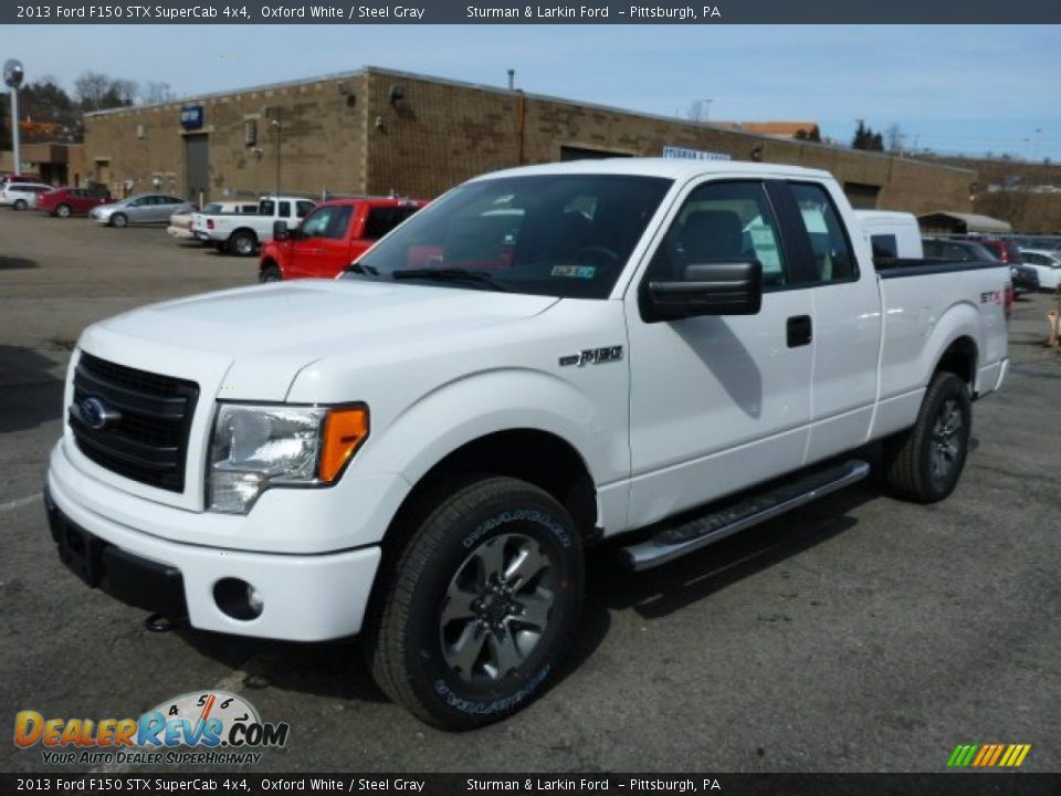 Front 3/4 View of 2013 Ford F150 STX SuperCab 4x4 Photo #5